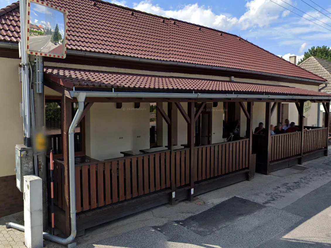 Miestny hostinec v Kočovciach 150 m od Apartmán Kočovce